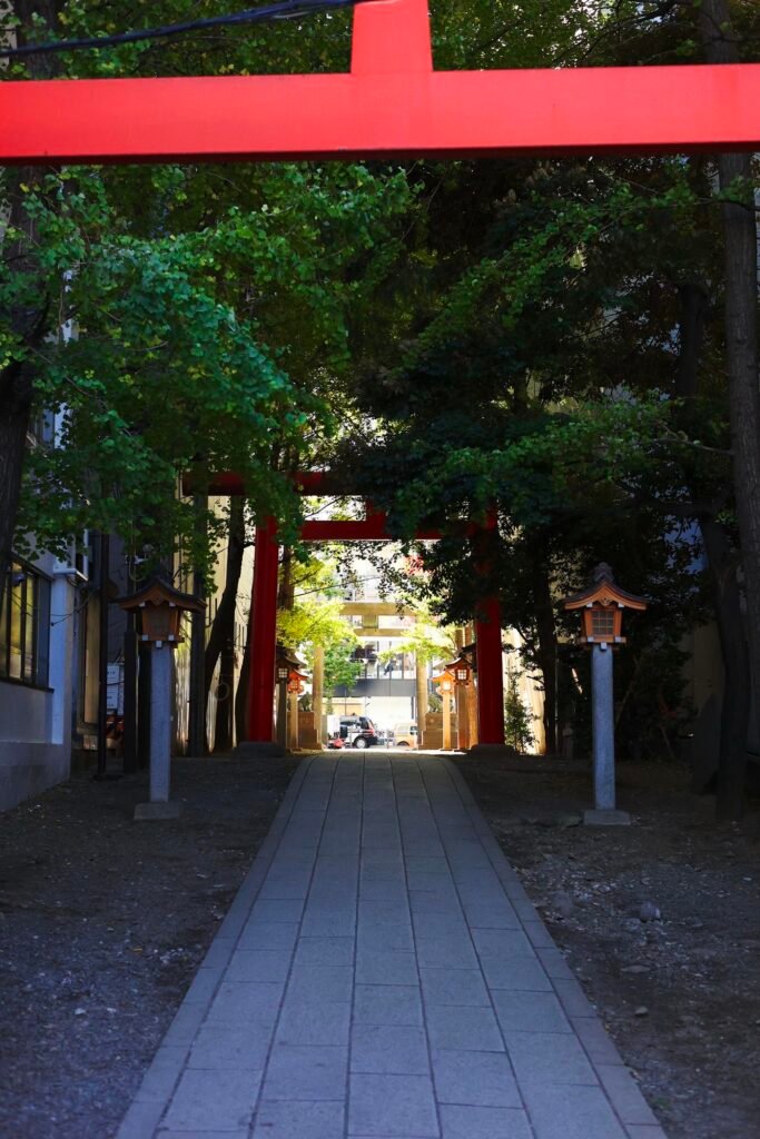 This is Hanazono Shrine Shinjuku0000 1 Image